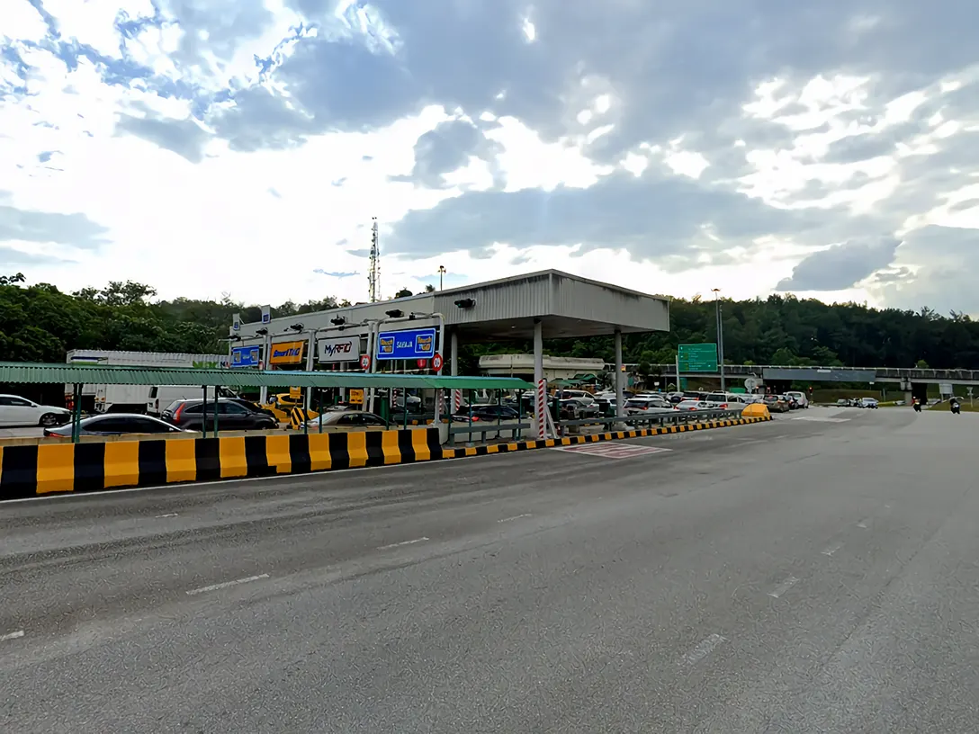 UPM Toll Plaza