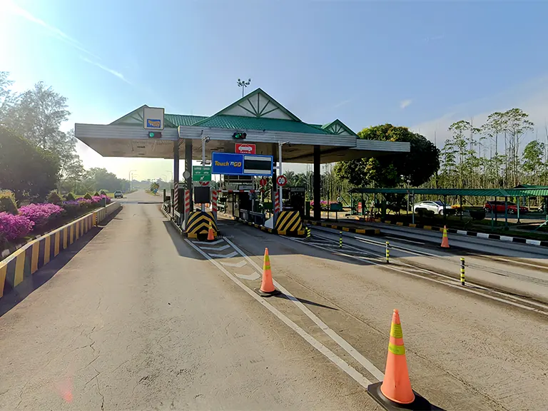 Yong Peng Selatan Toll Plaza