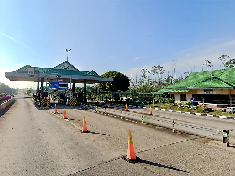 Yong Peng Selatan Toll Plaza